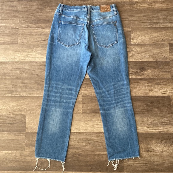 Madewell The High-Rise Slim Boyjean in Dover Wash: Raw-Hemmed Edition size 26 - Picture 9 of 15